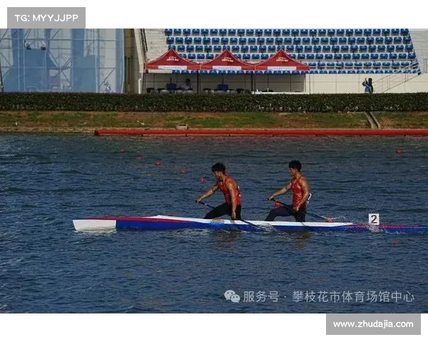 广州体育中心大型赛事精彩不断运动员拼搏精神激励人心观众沉浸其中